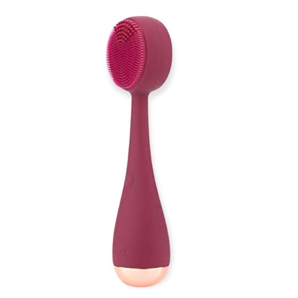 NIB PMD Clean - Smart Facial Cleansing Device with Silicone Brush & Massager - Picture 2 of 12